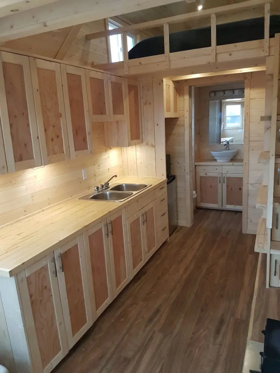 Secluded Tiny Home Fairmont - фото 7