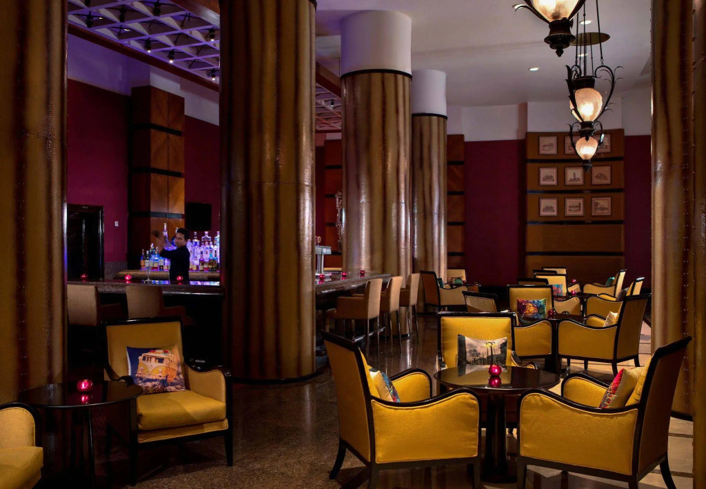 Lakeside Chalet - Mumbai, Marriott Executive Apartments - фото 22