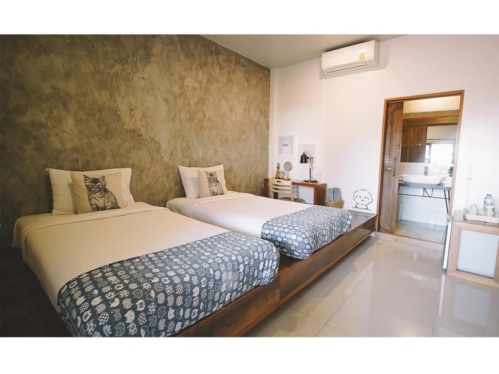 Sleepy House — 4