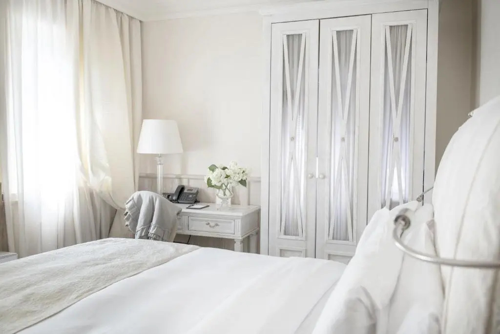 Classic Double room (full double bed)