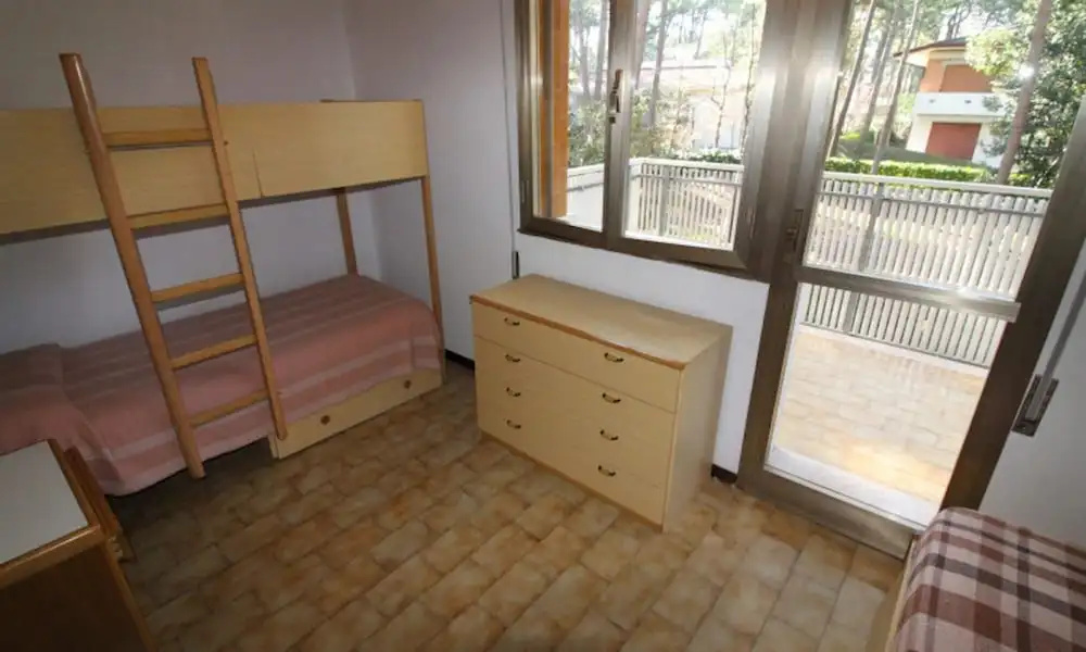 Seaside Flat With Shared Pool — 2