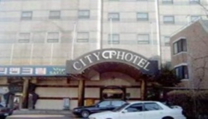 City Palace Tourist Hotel