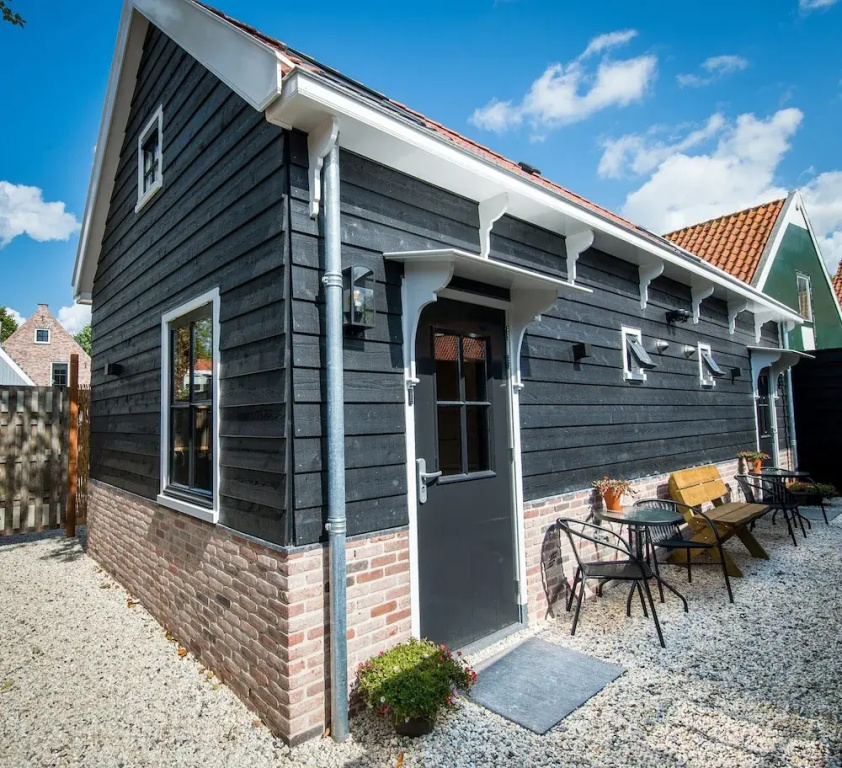 Welcoming Chalet in the Heart of Monnickendam With Terrace