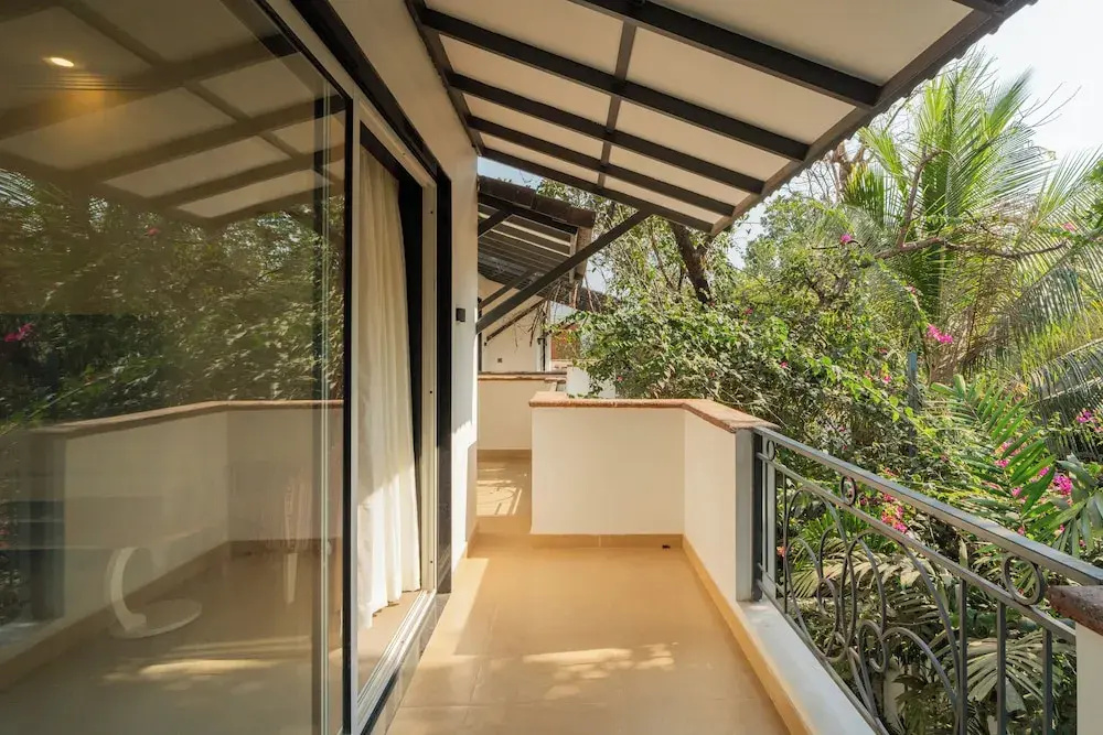 ELIVAAS Laguna Camellia | Luxe 4 BHK Villa Near Popular Beaches with Private Pool