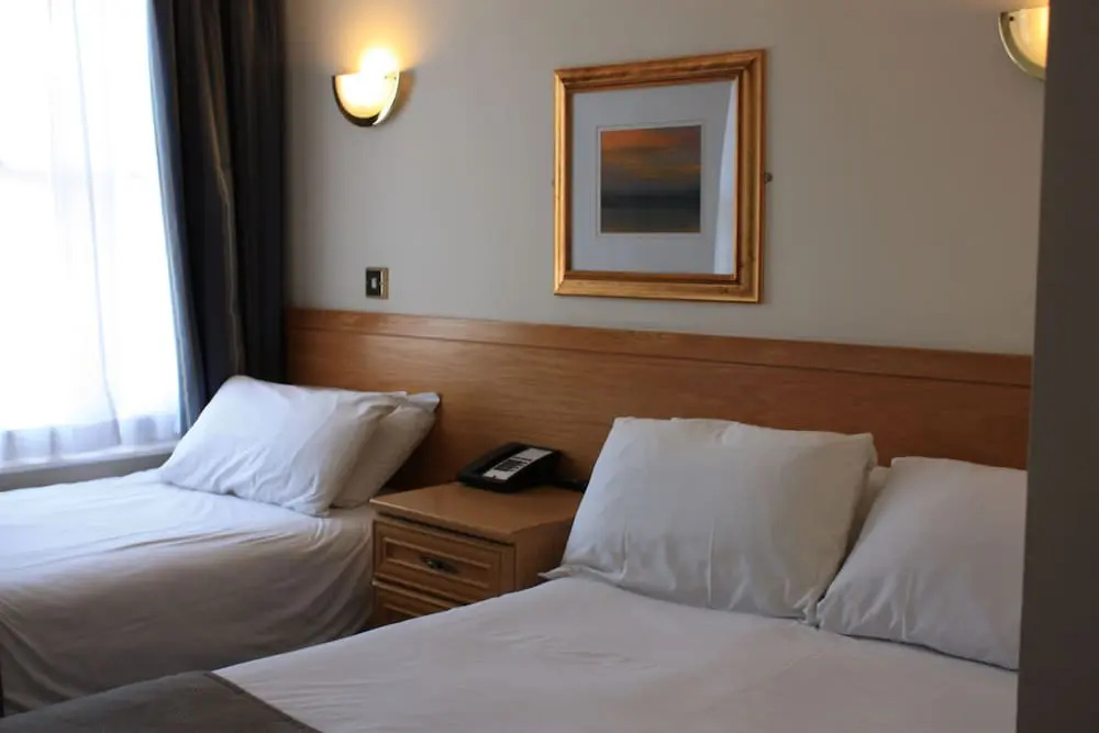 Regency Hotel Westend - Chambres