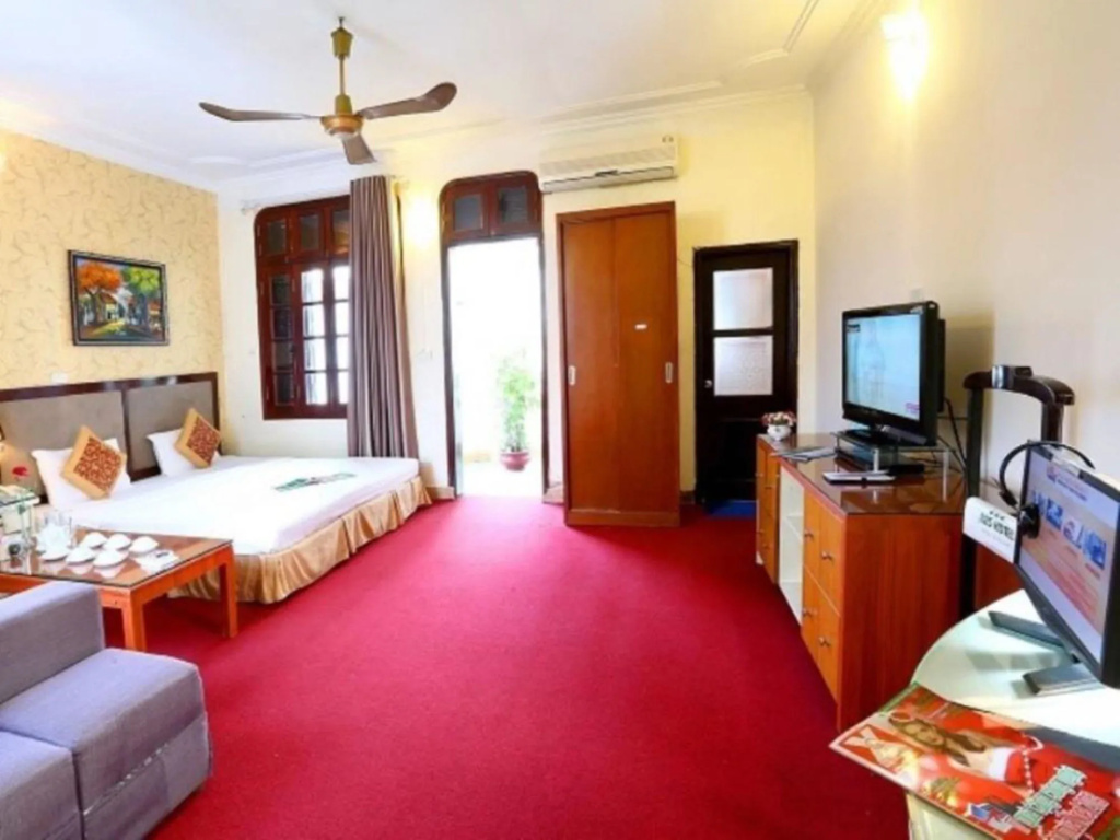 Bedroom