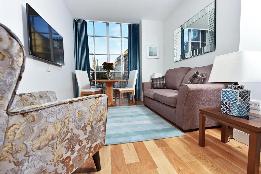 Royal Athenaeum Suites - Chambres