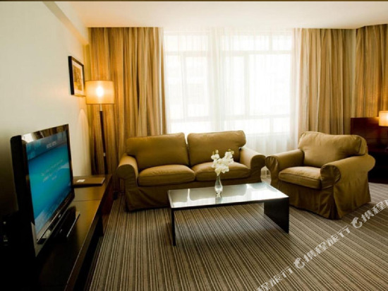 Hotel Sixty3