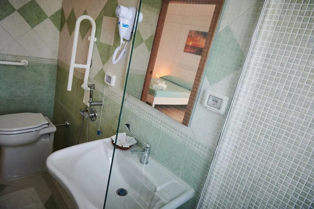 Hotel photo 20