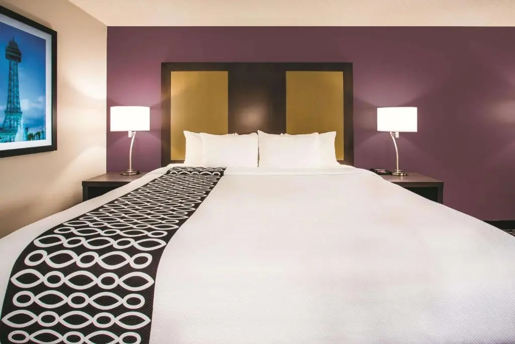 La Quinta Inn & Suites by Wyndham Cincinnati NE - Mason - Chambres