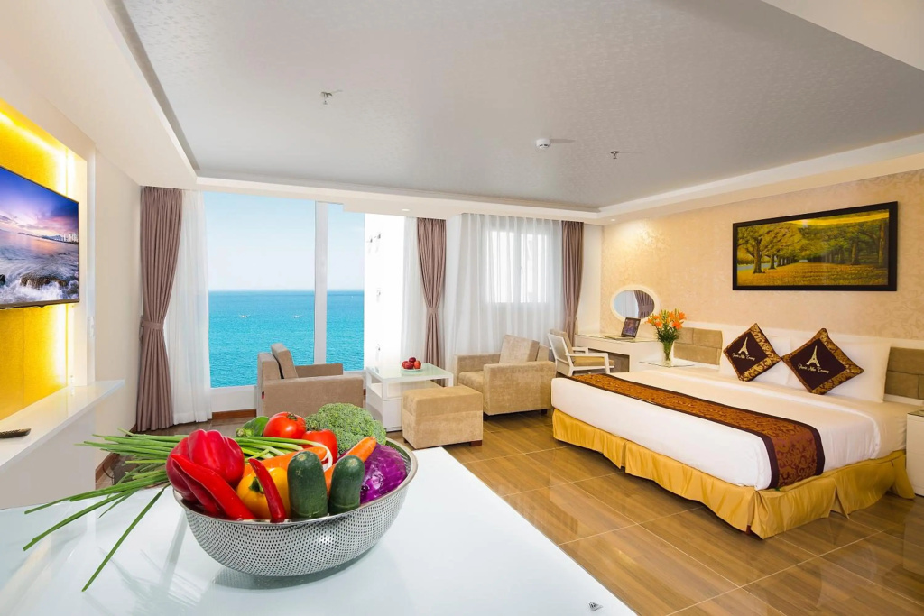 Отель Paris Nha Trang Hotel & Apartment в Нячанге