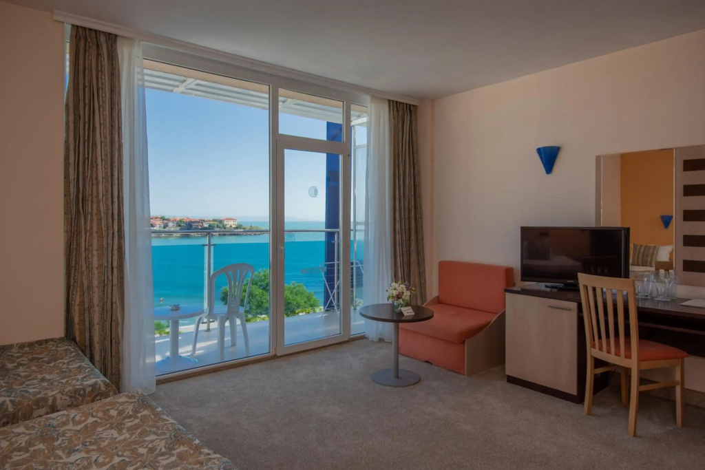 Hotel photo 8