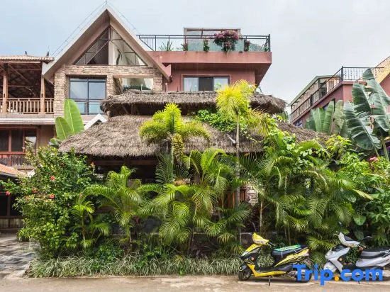 Hidden Garden Inn