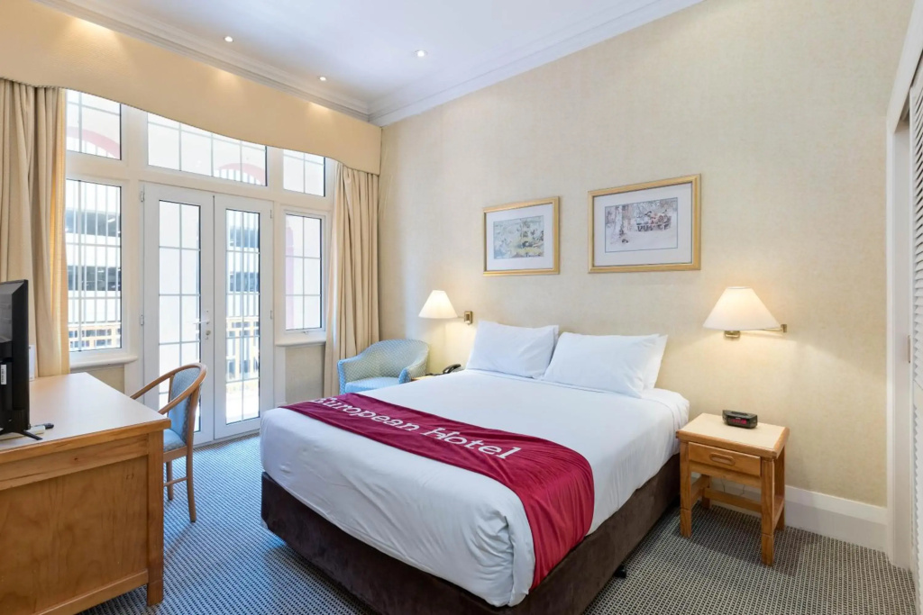 European Hotel - Général