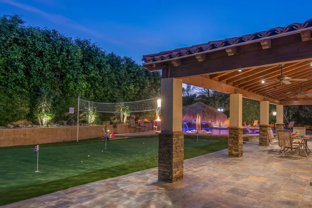 Aquarius of the Desert Six Bedroom House