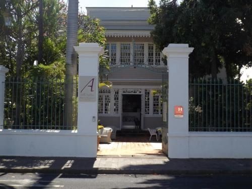 Voir la photo 1 — Villa Angélique