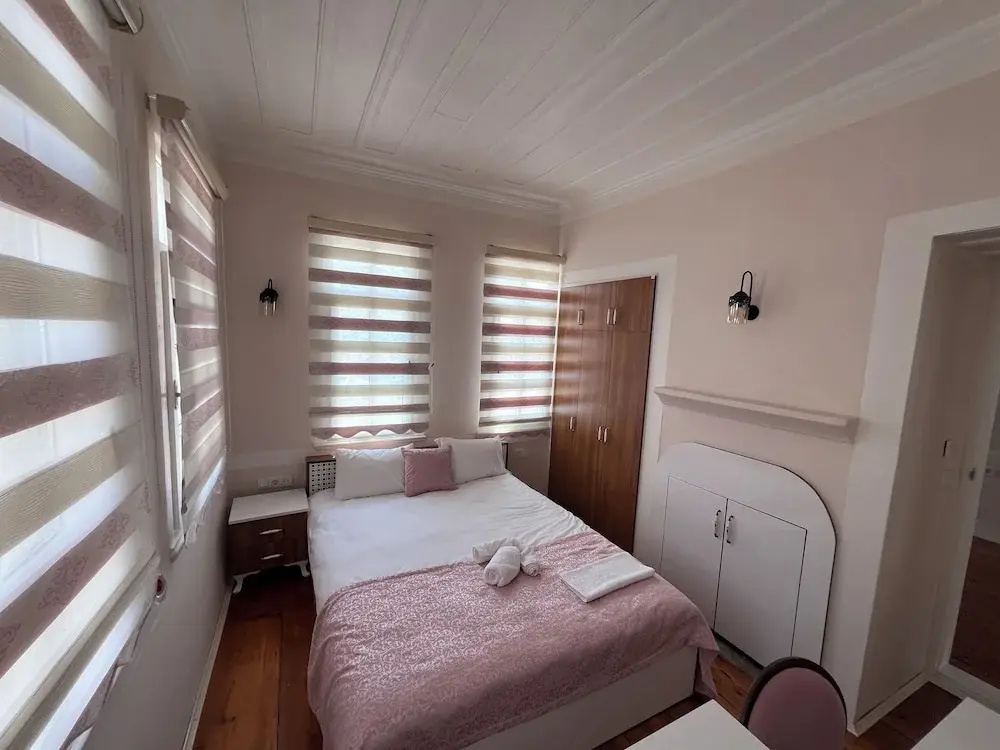 Demiröz Konak Otel