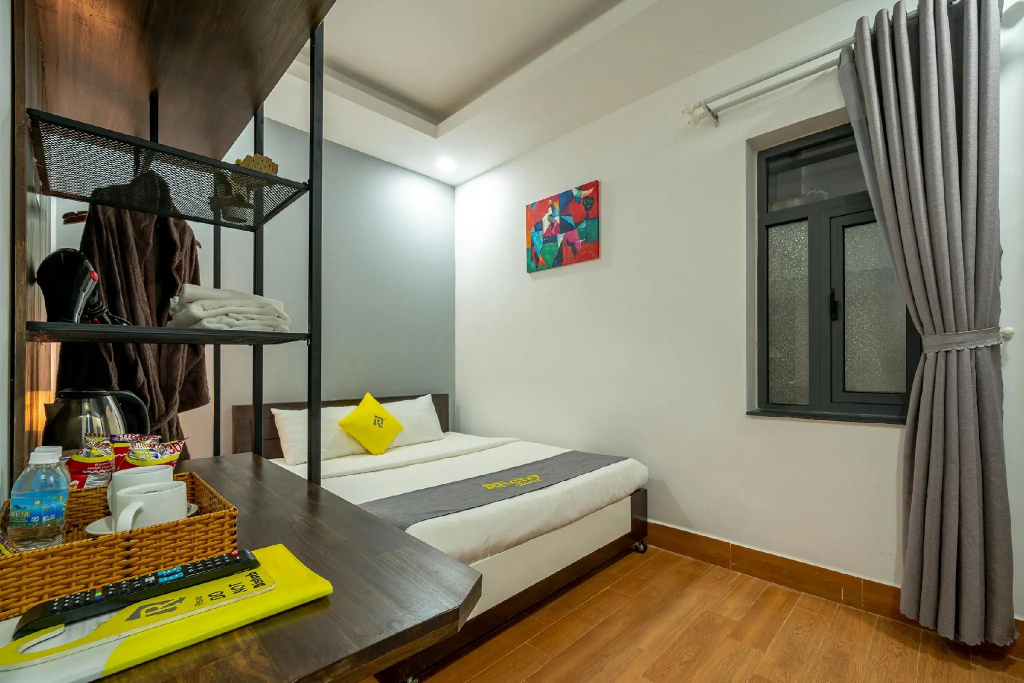 Standard Double room (full double bed)