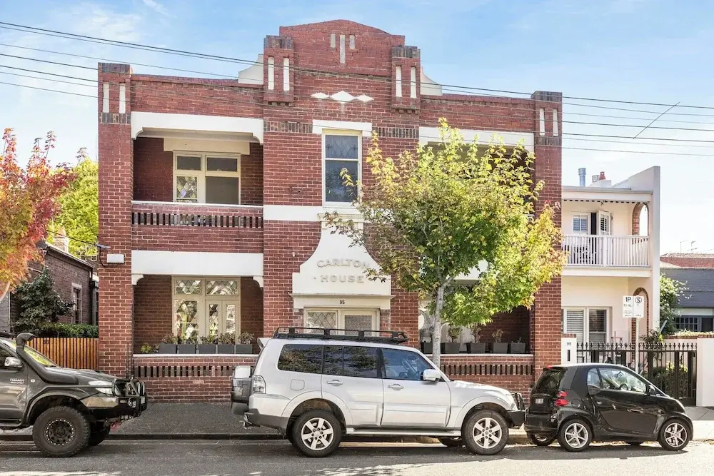 Simpson Street Apartments by Urban Rest