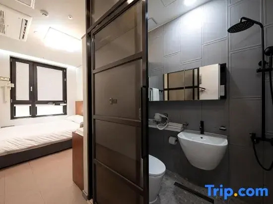 Standard Single room (single bed)