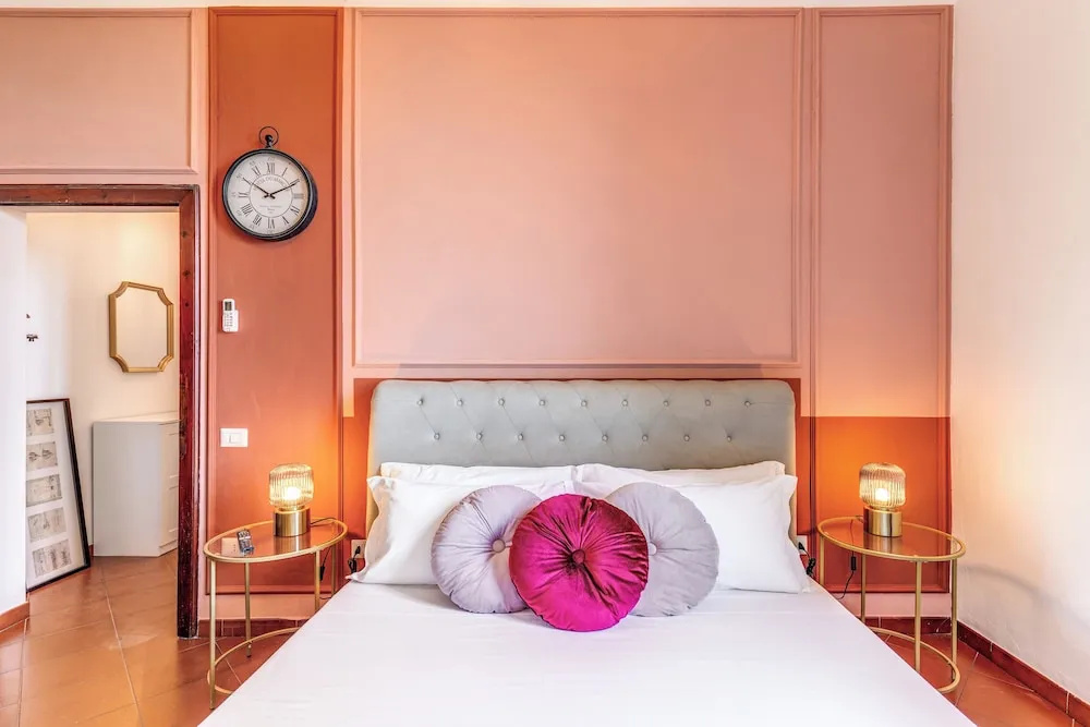Comfort room