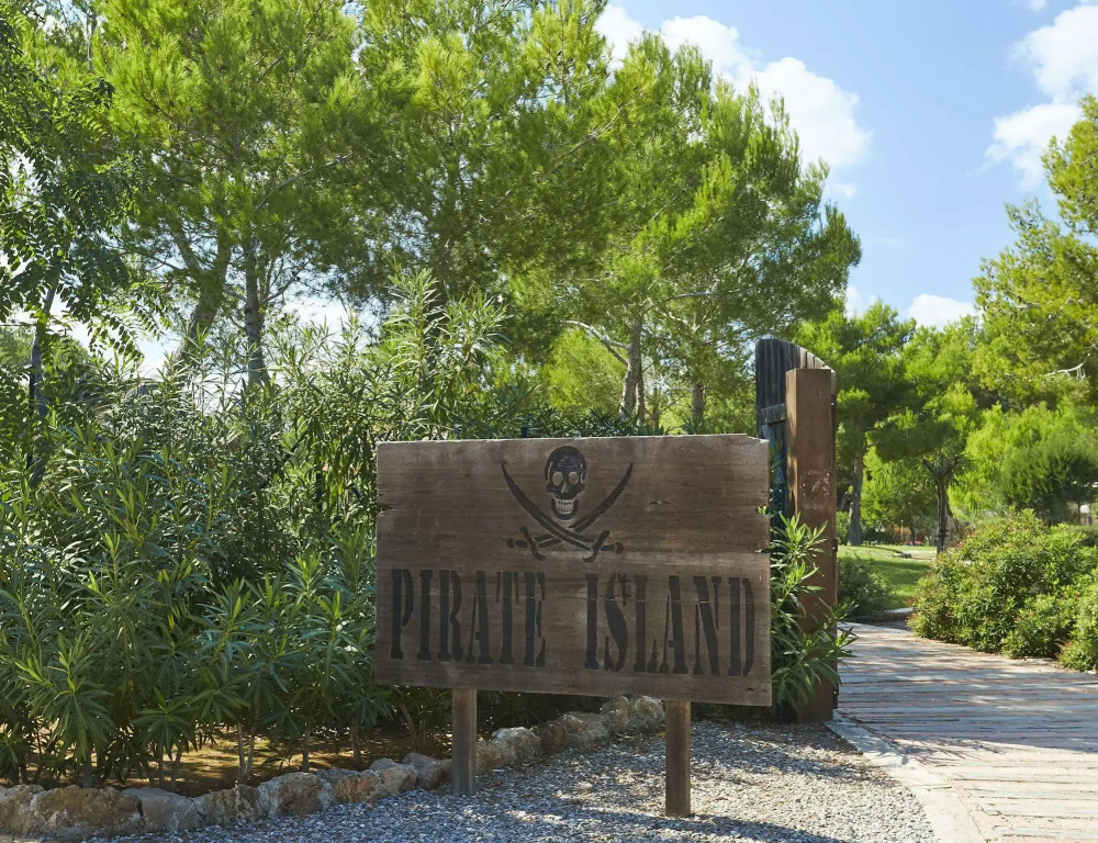 Invisa Hotel Club Cala Blanca - Général