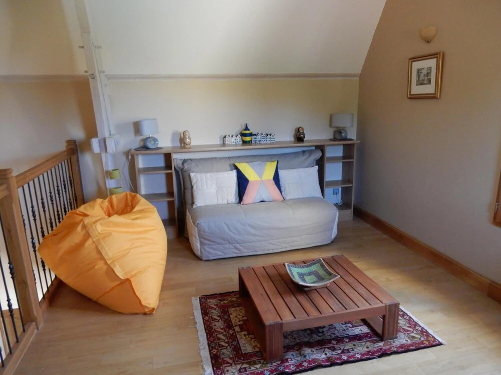 Voir la photo 2 — Le Hibou Heureux