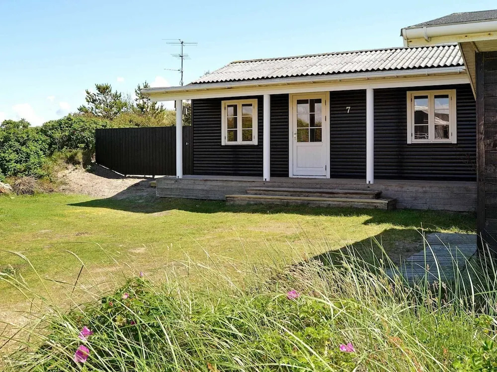 Premium Holiday Home in FanÃ¸ near Beach
