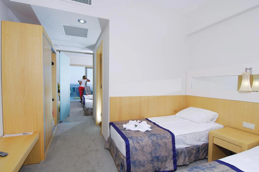Lycus Beach Hotel — фото 5