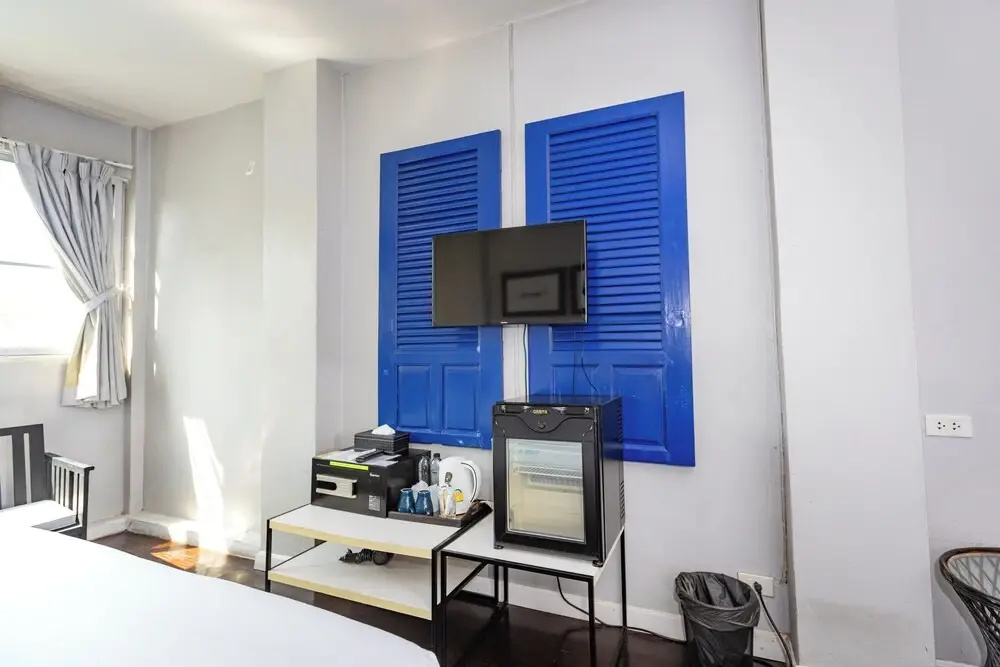 Deluxe Double room (full double bed)