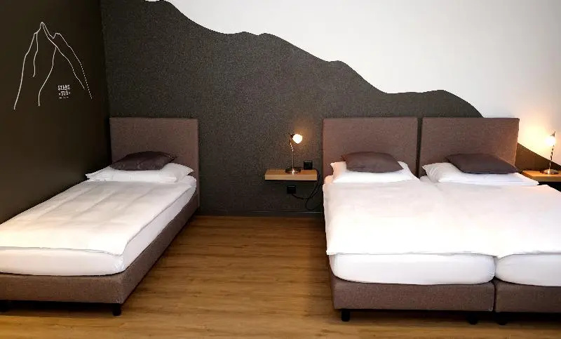 Tailormade Hotel STANS SÜD - Chambres