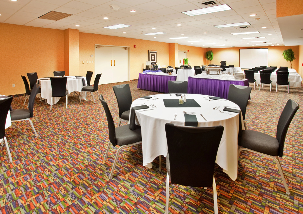 Holiday Inn Manhattan at the Campus by IHG - Général