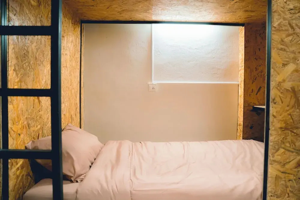 Отель Comfy Corner Hostel в Бангкоке