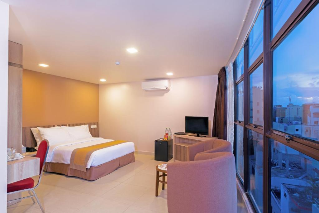 Champa Central Hotel