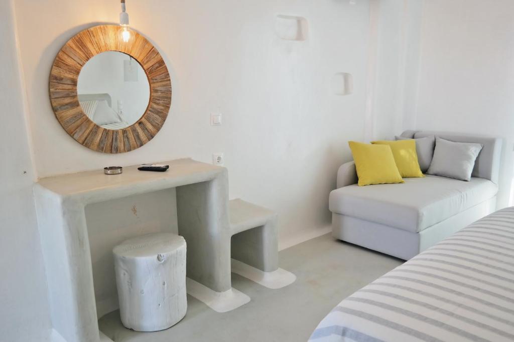 Annio Boutique Studios Plaka Naxos Island by null
