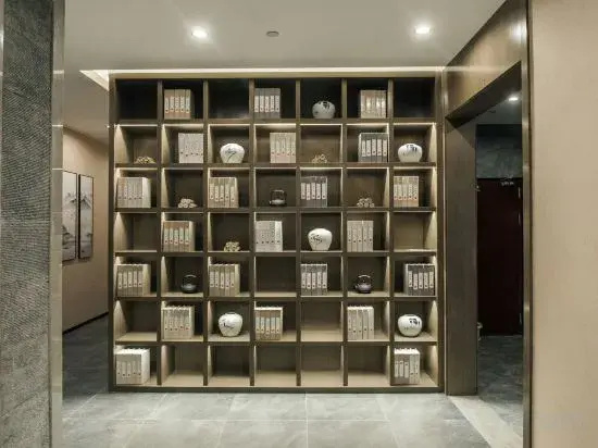 Vienna Hotel (Renshou City Wetland Park)