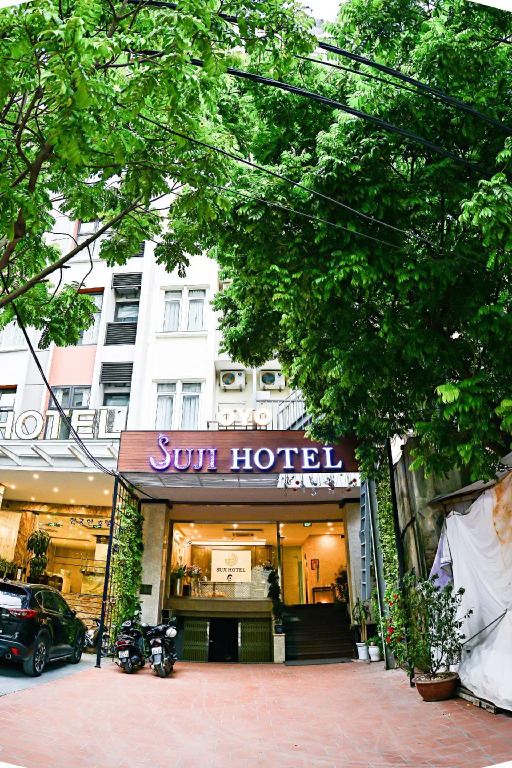 Suji Hotel
