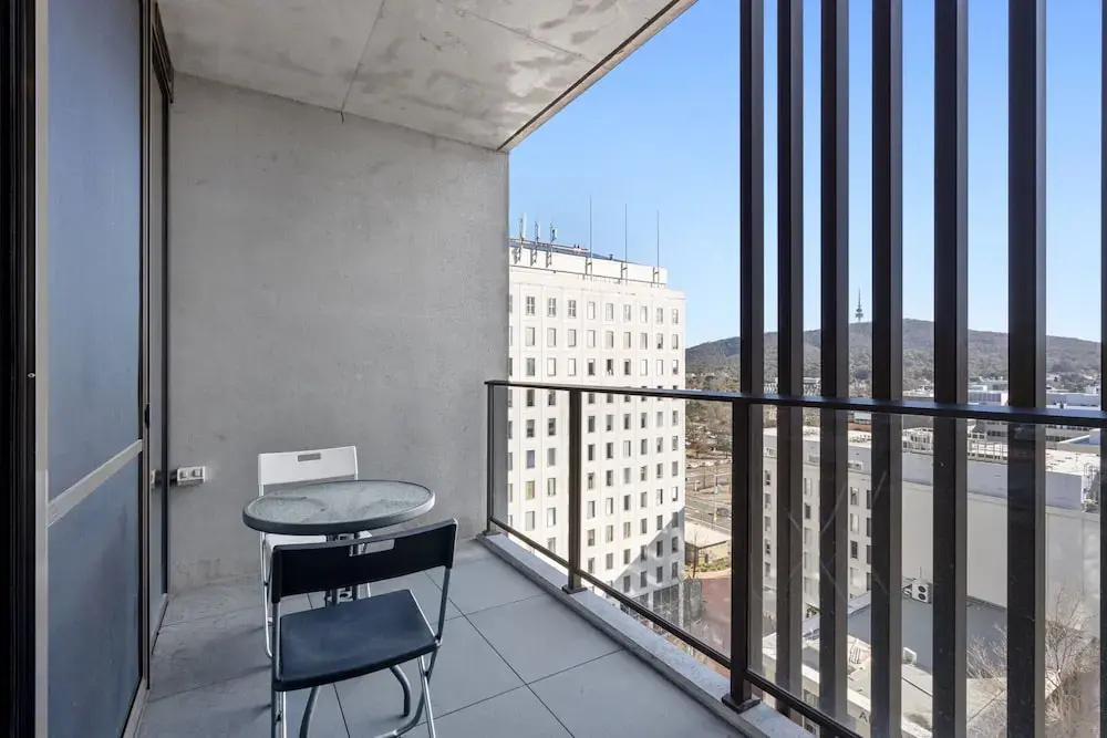 Sleek 1-bed Canberra Flat With Gym & Sauna Access