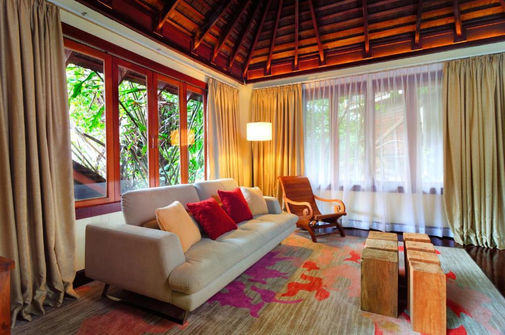 Bunga Raya Island Resort & Spa
