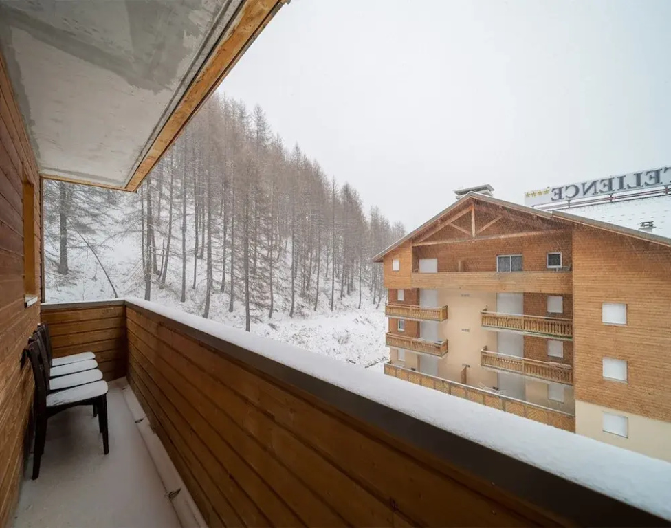 Afficher la photo 7 — Apartment in France With Mountain Views & Pool