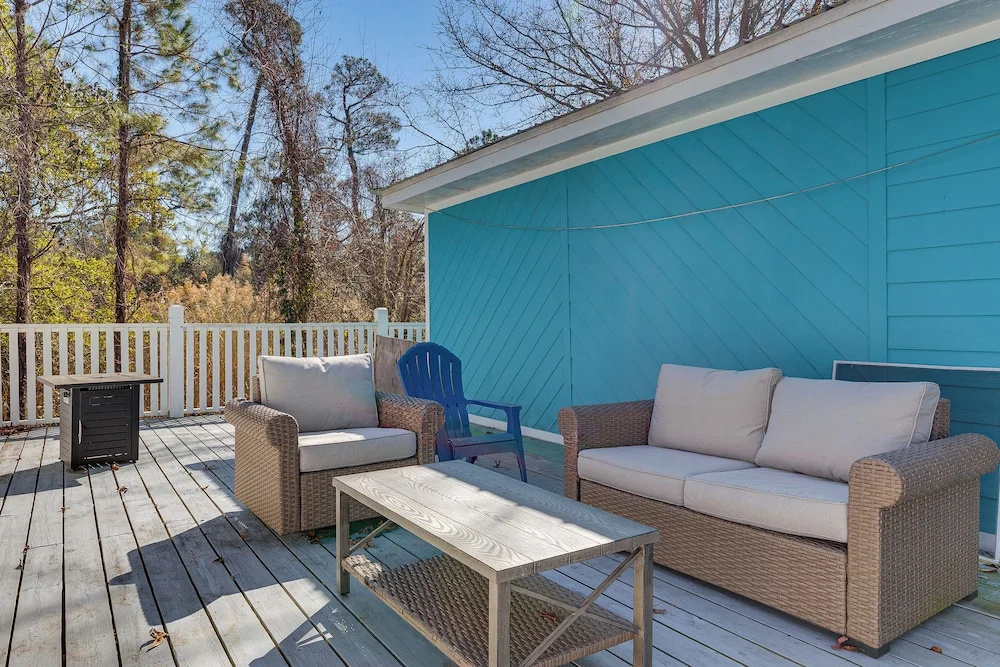 Beaches, Fishing & More! Home on Dauphin Island