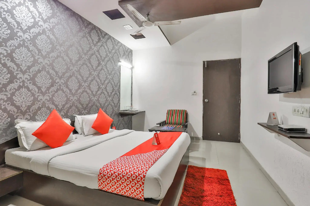 OYO Flagship 711 Hotel Crystal - Chambres