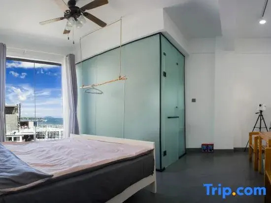 Standard Double room with partial sea view (full double bed)
