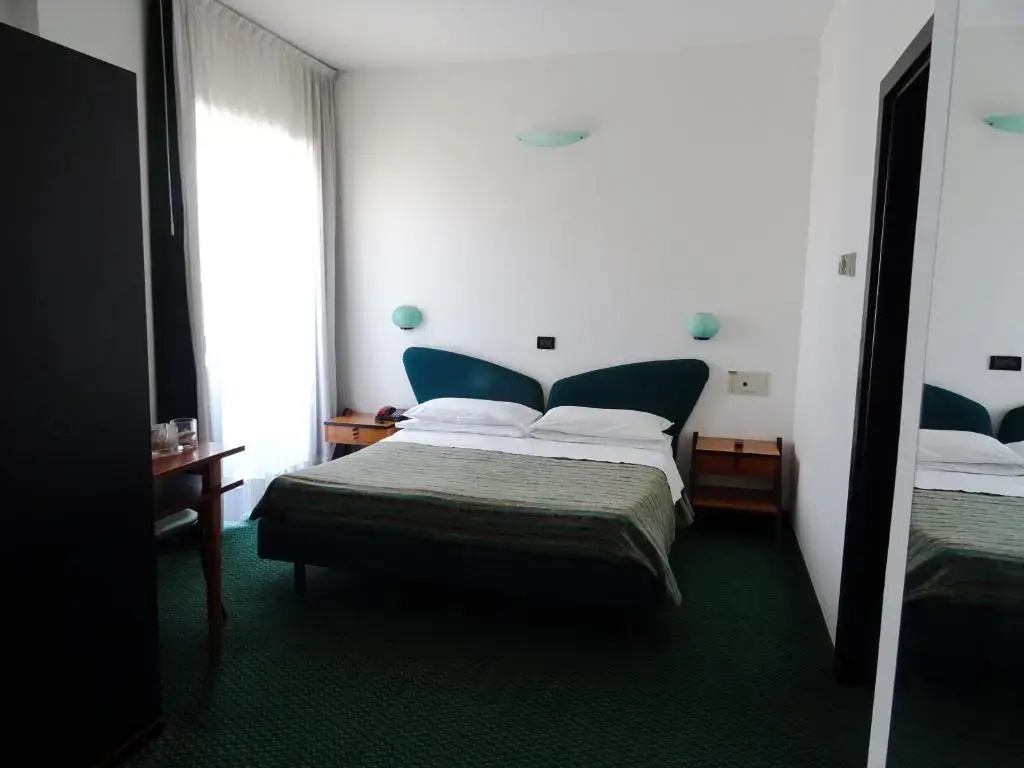 Economy Quadruple room