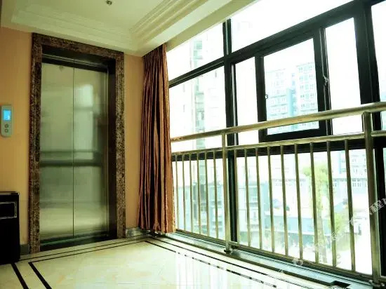 Lizhi Holiday Hotel