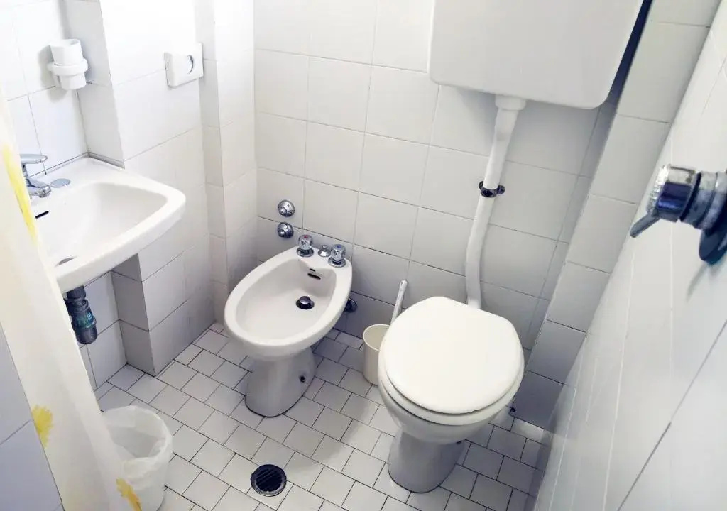 Economy Triple room