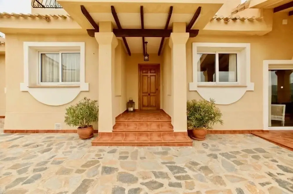 Albatros Villa