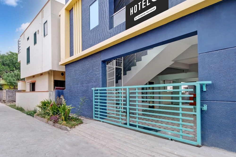 Deluxe RSL Guest House