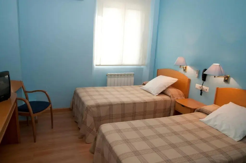 Hotel Villa de Ayerbe - Chambres