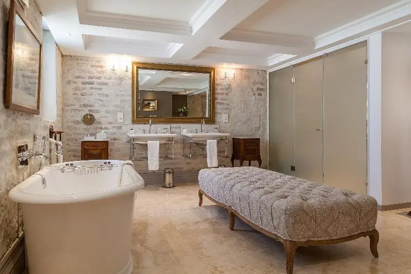Standard Junior Suite